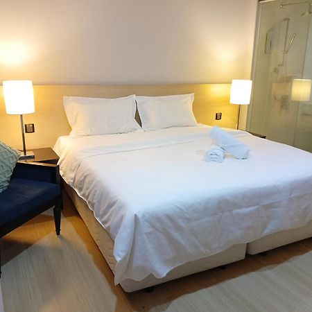 The Straits Suites By Ciconia Malacca Esterno foto