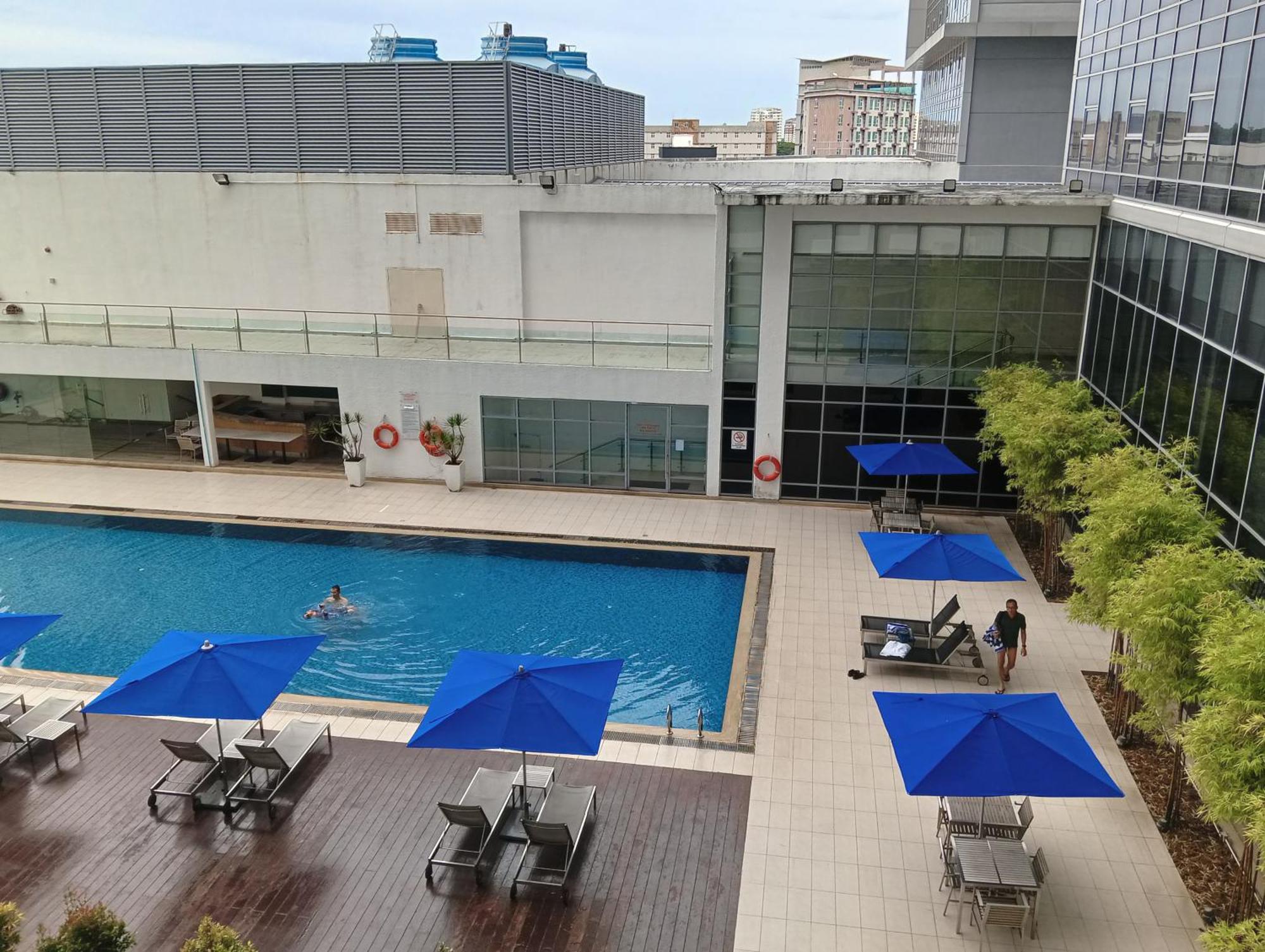 The Straits Suites By Ciconia Malacca Esterno foto