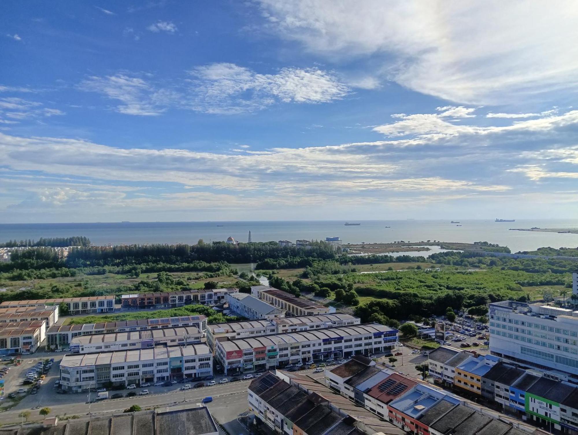 The Straits Suites By Ciconia Malacca Esterno foto