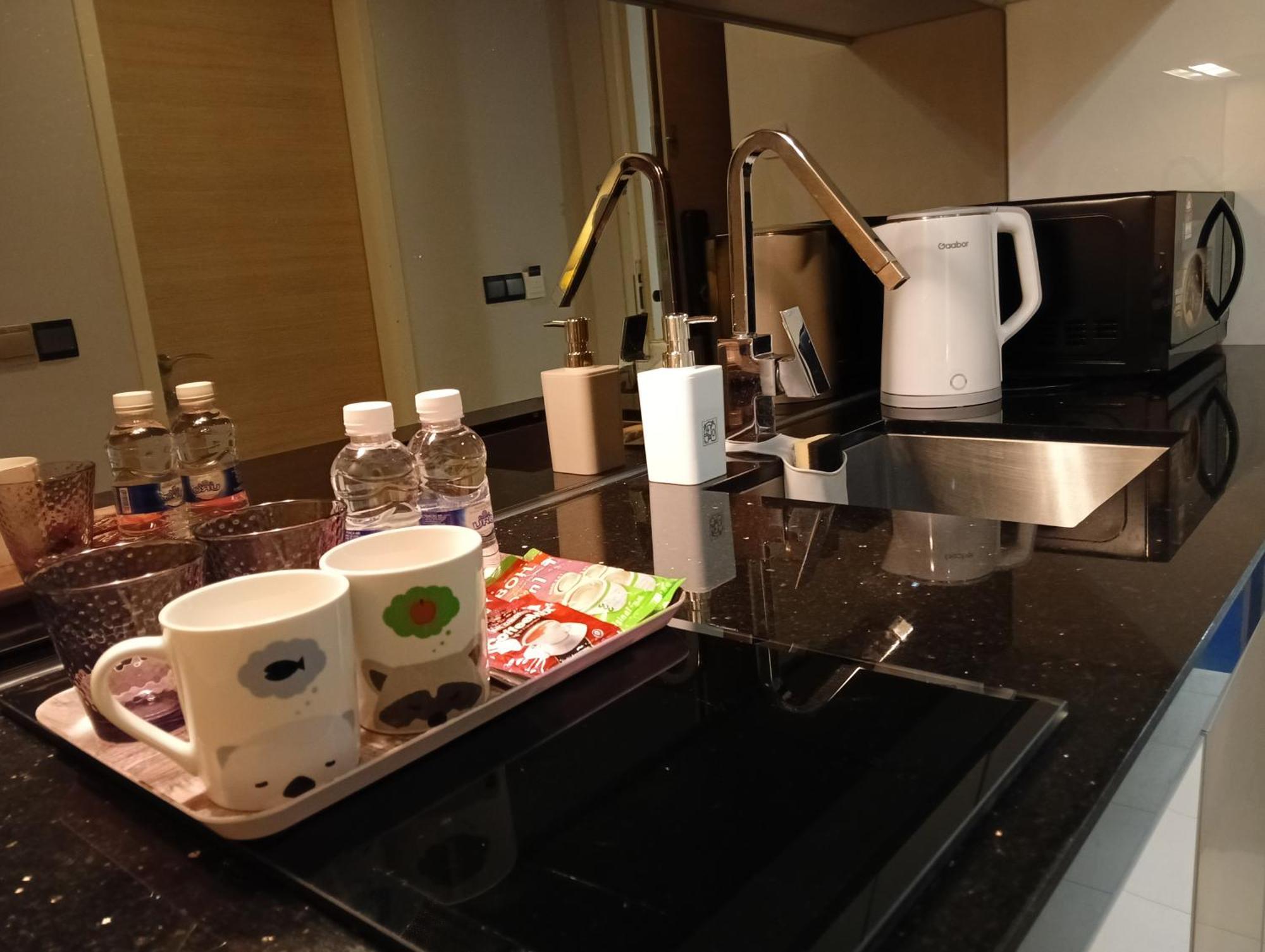 The Straits Suites By Ciconia Malacca Esterno foto