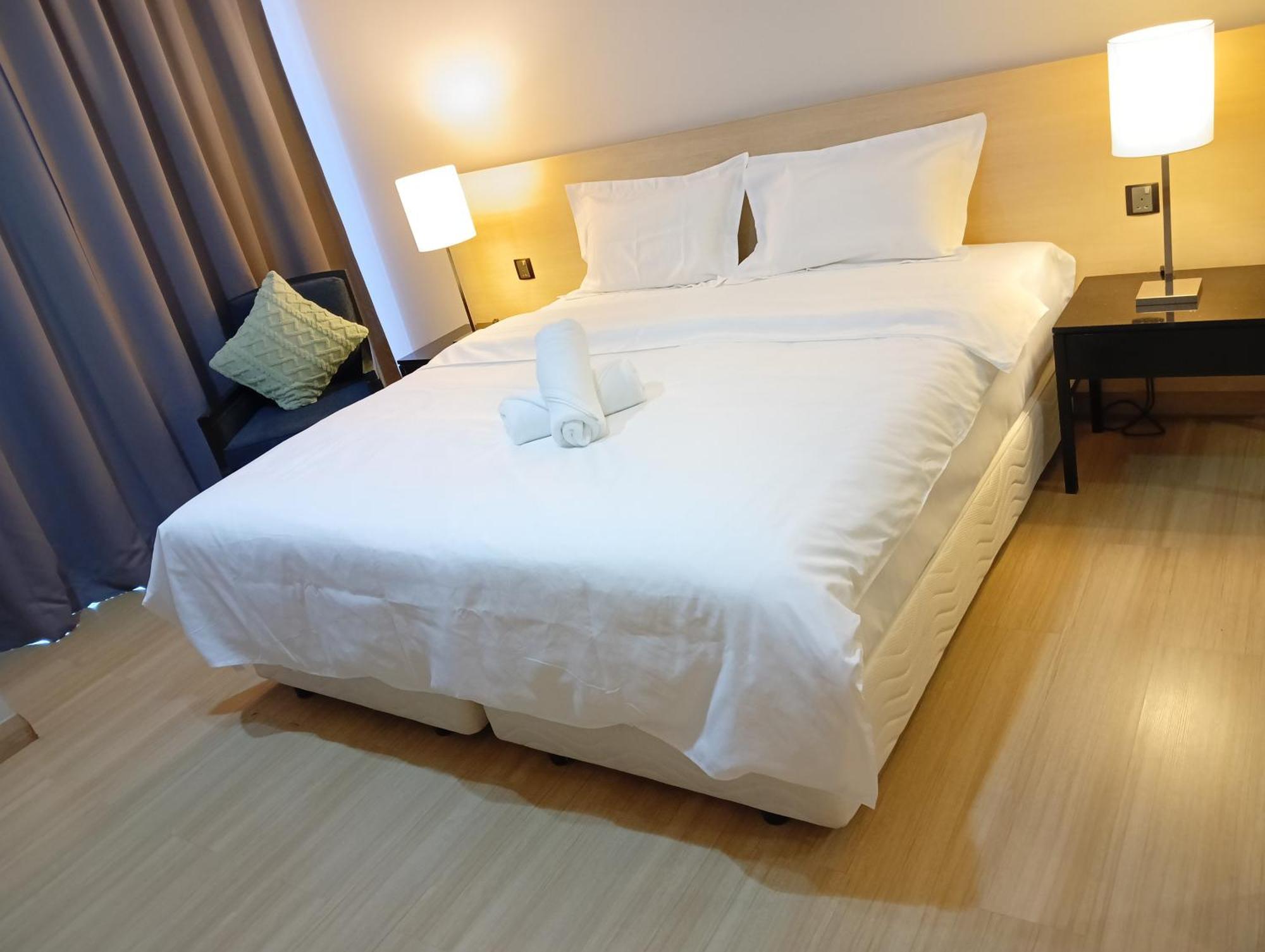 The Straits Suites By Ciconia Malacca Esterno foto